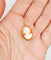 Pendentif Pendentif camée sur coquillage en or jaune 18k 58 Facettes A07079