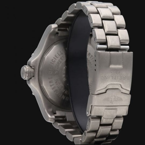 Montre Breitling Montre Avenger Seawolf 58 Facettes MT46218