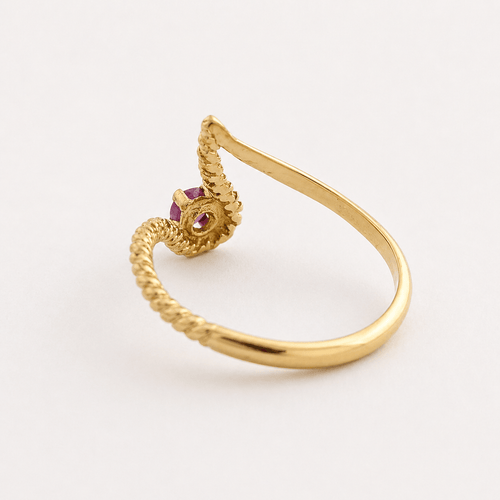 Bague 52 Bague vague asymétrique en or jaune 18 carats et rubis 58 Facettes 36629