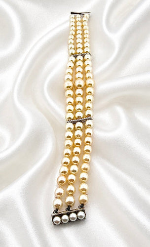 Bracelet Bracelet 3 rangs en perles de culture et or gris 18 carats 58 Facettes 12977