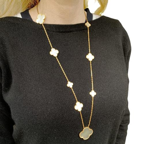 Collier Sautoir Van Cleef & Arpels, "Magic Alhambra", or jaune et nacre. 58 Facettes 35553