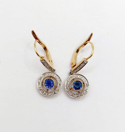 Boucles d'oreilles Dormeuses Art déco en or jaune 18k, saphirs synthétiques et diamants 58 Facettes A07091