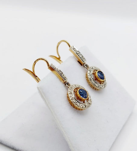 Boucles d'oreilles Dormeuses Art déco en or jaune 18k, saphirs synthétiques et diamants 58 Facettes A07091