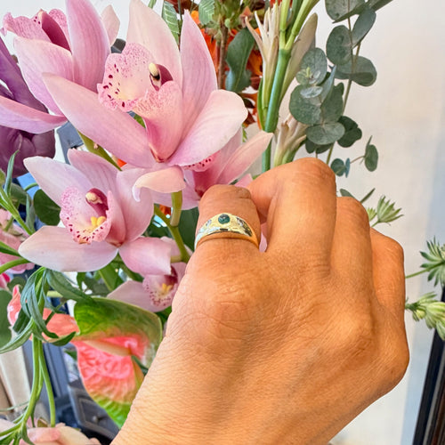 Bague 50 Bague gypsy vintage en or jaune 14k, émeraude et diamants 58 Facettes DB411A36F3824719900673CE02680B0B