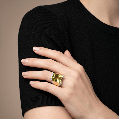 Bague 60 Bague en or jaune, quartz et diamants 58 Facettes OC-61G00120