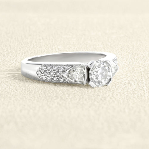 Bague 62 Bague en or blanc et diamants 58 Facettes OC-61E00510