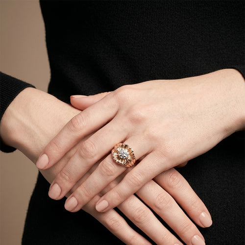 Bague 54 Bague Tourbillon 1950 en or rose et diamant 58 Facettes OC-61E00524