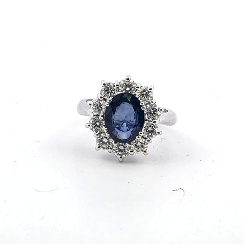 Bague 50 Bague en or blanc 18 ct avec saphir ovale et diamants 58 Facettes 319/26 D