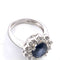 Bague 50 Bague en or blanc 18 ct avec saphir ovale et diamants 58 Facettes 319/26 D
