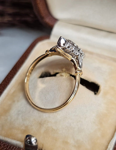 Bague 52 Bague marquise vintage en or jaune et blanc 18 carats et diamants 58 Facettes 678