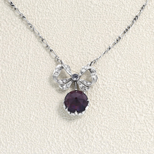 Collier Collier Platine, Grenat et Diamants 58 Facettes 64700095