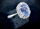 Bague 52 Bague marguerite - Saphir 1,10 ct et diamants en or 18 carats 58 Facettes Bague 001
