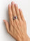 Bague 55.5 Bague - Rubis ovale env. 2 ct et diamants en or blanc 18 carats 58 Facettes Bague 008