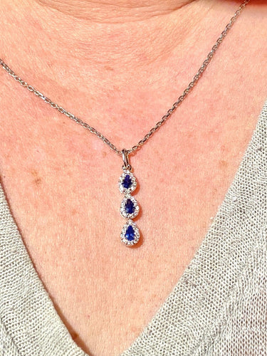 Pendentif Pendentif - Trois gouttes en or blanc 18 carats, saphirs et diamants 58 Facettes AB719