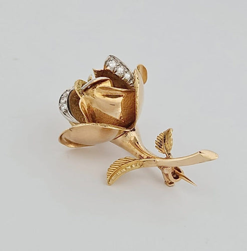 Broche Broche rose en or jaune 18 carats avec 7 diamants 58 Facettes 2153692
