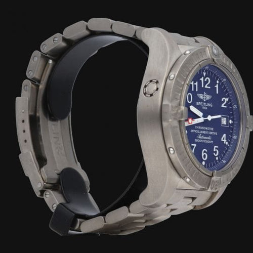 Montre Breitling Montre Avenger Seawolf 58 Facettes MT46219