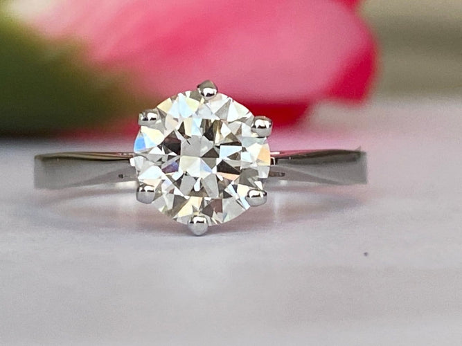 Bague 54 Bague de fiançailles solitaire - Or blanc 14 ct et diamant 1,24 ct 58 Facettes ring