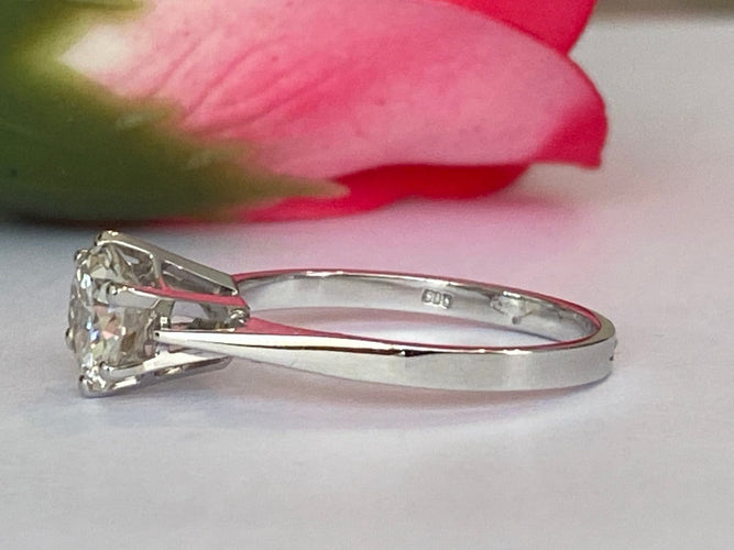Bague 54 Bague de fiançailles solitaire - Or blanc 14 ct et diamant 1,24 ct 58 Facettes ring