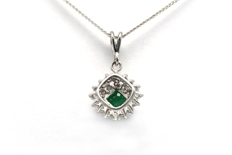 Pendentif Pendentif - Or blanc 18 carats, émeraude et diamants taille brillant 58 Facettes 20500