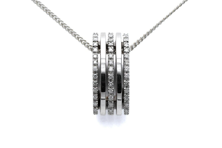 Pendentif Pendentif contemporain en or blanc 18 carats serti de diamants taille brillant 58 Facettes B865