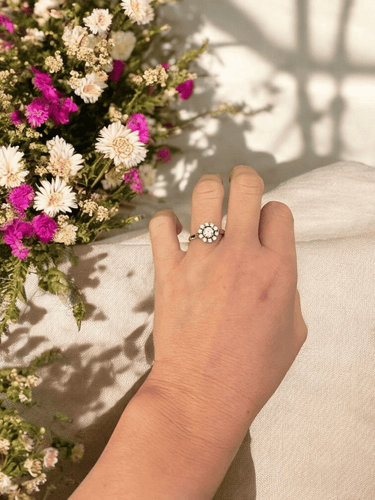 Bague 53 Bague rosette vintage en or blanc 14 ct avec diamants 0,83 ct 58 Facettes ring