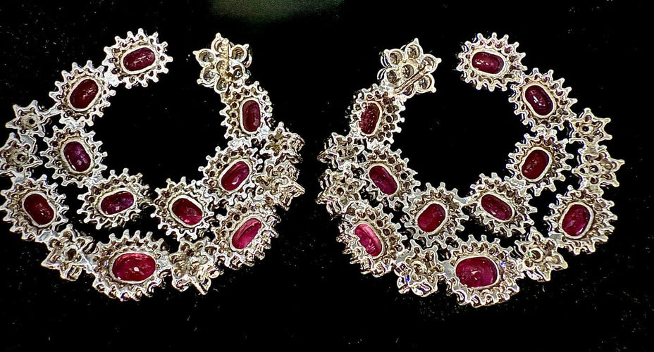 Boucles d'oreilles H. Joaillerie - Boucles d’oreilles en or blanc 18 carats, rubis et diamants 58 Facettes BO 006
