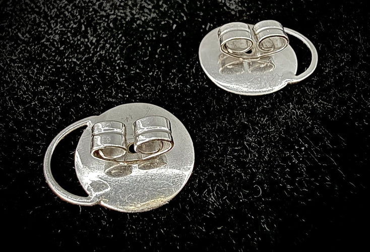 Boucles d'oreilles H. Joaillerie - Boucles d’oreilles en or blanc 18 carats, rubis et diamants 58 Facettes BO 006