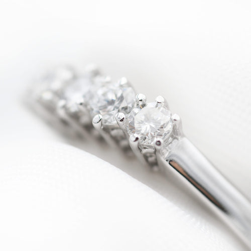 Bague Bague rivière en or blanc sertie de diamants de 0,50 ct 58 Facettes 22942