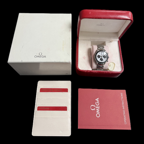 Montre Omega Montre Speedmaster Date Chronograph 58 Facettes MT46631