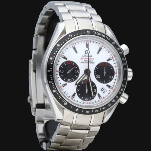 Montre Omega Montre Speedmaster Date Chronograph 58 Facettes MT46631