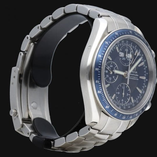 Montre Omega Montre Speedmaster Day Date Chronograph 40Mm 58 Facettes MT46630