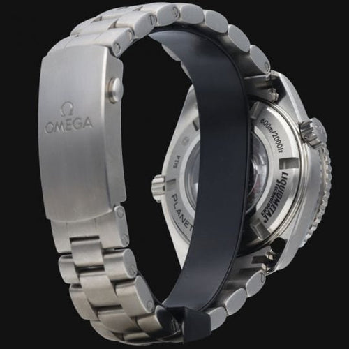Montre Omega Montre Seamaster Planet Ocean Titan 600M 58 Facettes MT46607