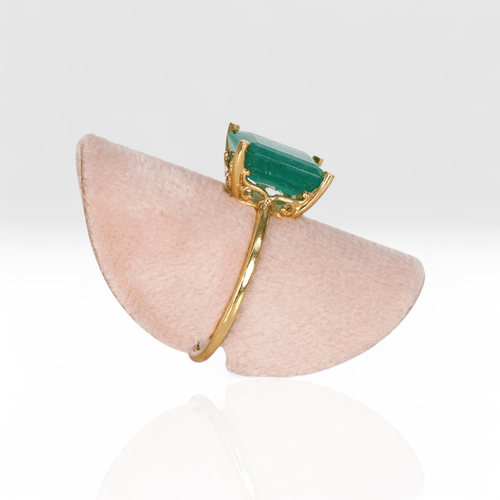 Bague 53 Bague en or jaune 18 kt avec émeraude naturelle de 4 carats 58 Facettes R002