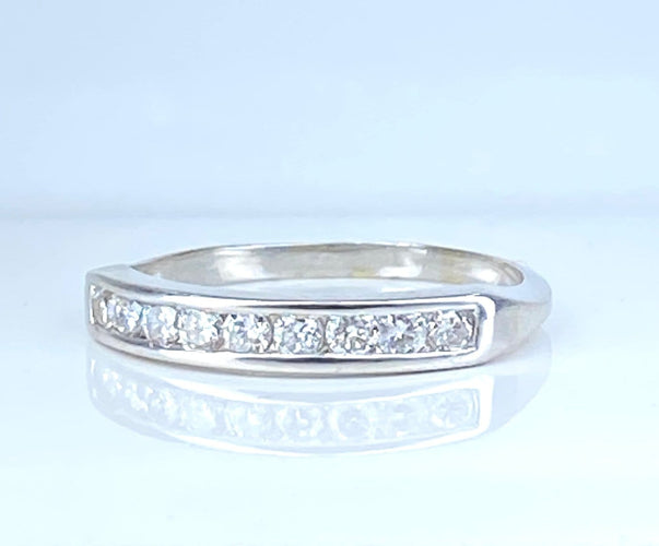 Bague 54 Demi-alliance - Bague en or blanc 18 carats et diamants 58 Facettes AB722