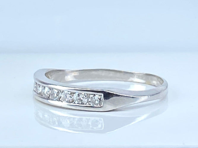 Bague 54 Demi-alliance - Bague en or blanc 18 carats et diamants 58 Facettes AB722