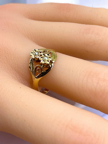 Bague 59 Bague en or 18 carats à perles de culture, vers 1900 58 Facettes AB725