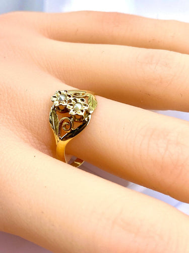 Bague 59 Bague en or 18 carats à perles de culture, vers 1900 58 Facettes AB725