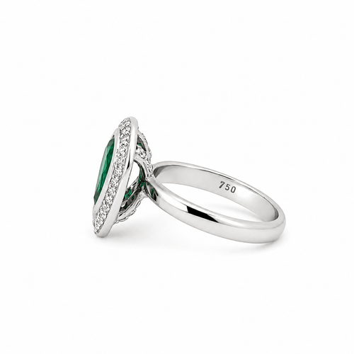 Bague 55 Bague poire en or blanc 18k avec émeraude de Zambie et diamants 58 Facettes 50464
