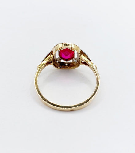 Bague 53.5 Bague Art déco en or 18k avec rubis synthétique et diamants taille rose 58 Facettes A07129