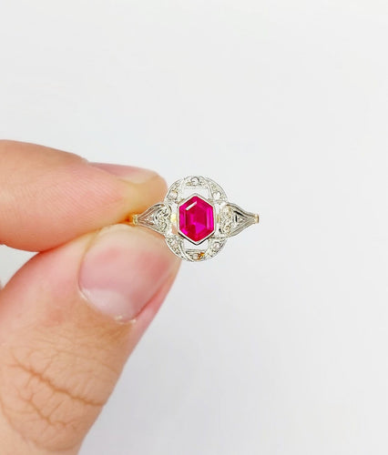 Bague 53.5 Bague Art déco en or 18k avec rubis synthétique et diamants taille rose 58 Facettes A07129