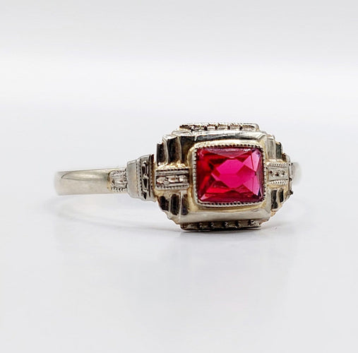 Bague 56.5 Bague Art déco en or blanc 18k avec pierre rouge 58 Facettes A07130
