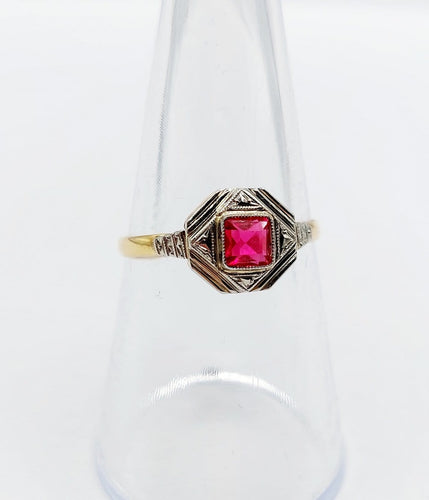 Bague 55.5 Bague Art déco en or jaune 18k et verre rouge (vers 1920) 58 Facettes A07132