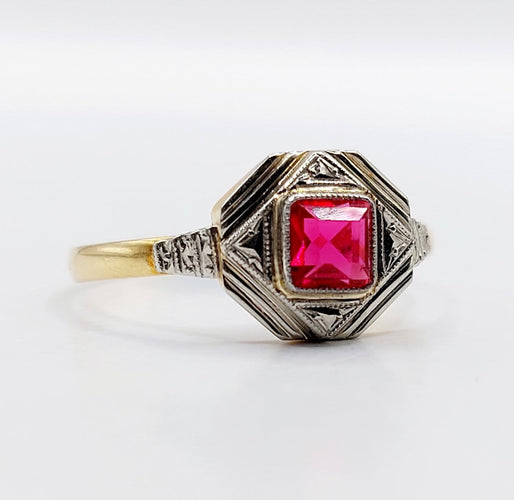 Bague 55.5 Bague Art déco en or jaune 18k et verre rouge (vers 1920) 58 Facettes A07132
