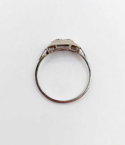 Bague 55 Bague tank Art déco en or blanc 18k et spinelles synthétiques 58 Facettes A07170