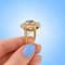 Bague 51.5 Bague Pompadour contemporaine saphir et diamants en or jaune 18 carats 58 Facettes 1782