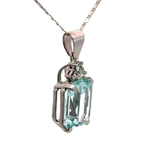 Pendentif Pendentif aquamarine taille émeraude et diamants en or blanc 18k 58 Facettes 50457