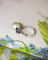 Bague 48 Bague perle et saphirs en or blanc 750 et platine, époque 1950 58 Facettes C2245