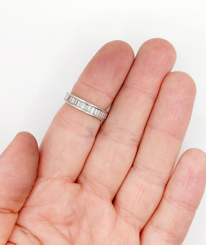Bague 54 Alliance américaine Art déco éternité en platine et diamants baguette 1,68 ct 58 Facettes A07209
