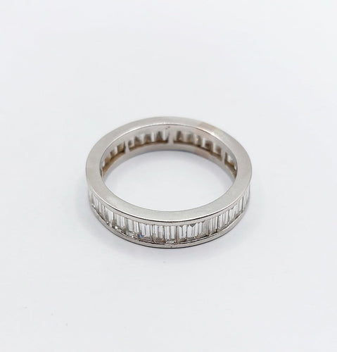 Bague 54 Alliance américaine Art déco éternité en platine et diamants baguette 1,68 ct 58 Facettes A07209
