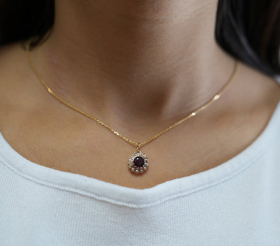 Pendentif Pendentif ancien rosace en or rose 18 carats, grenat et perles 58 Facettes Pendentif 149 11